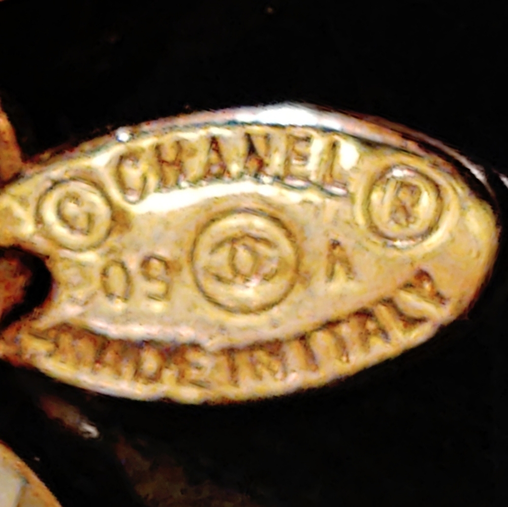 Chanel Vintage Luxury Designer Gold & Crystal Station Sautoir Necklace - Picture 4 of 10
